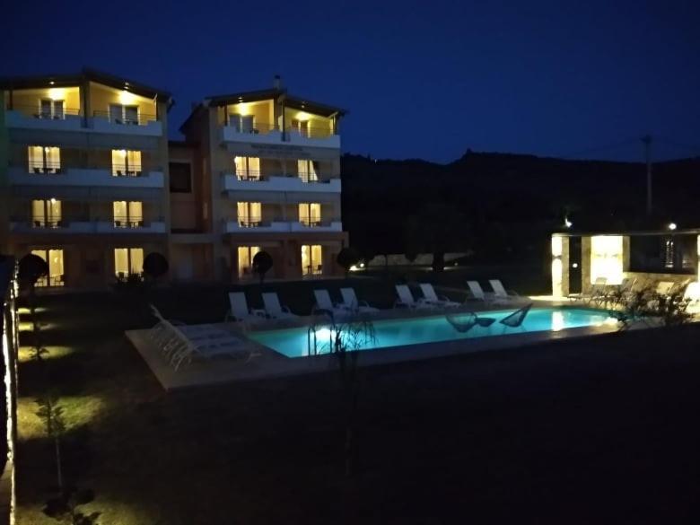 אפרטהוטל זכארו Alex House מראה חיצוני תמונה