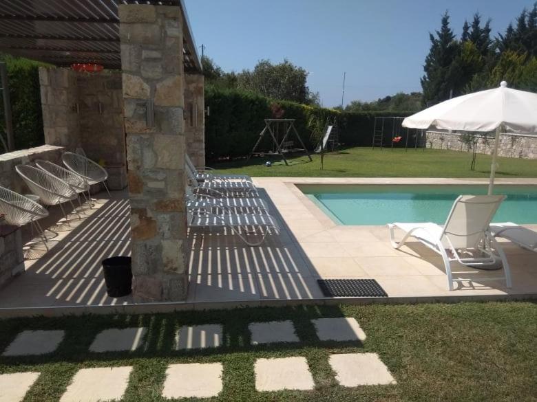 אפרטהוטל זכארו Alex House מראה חיצוני תמונה