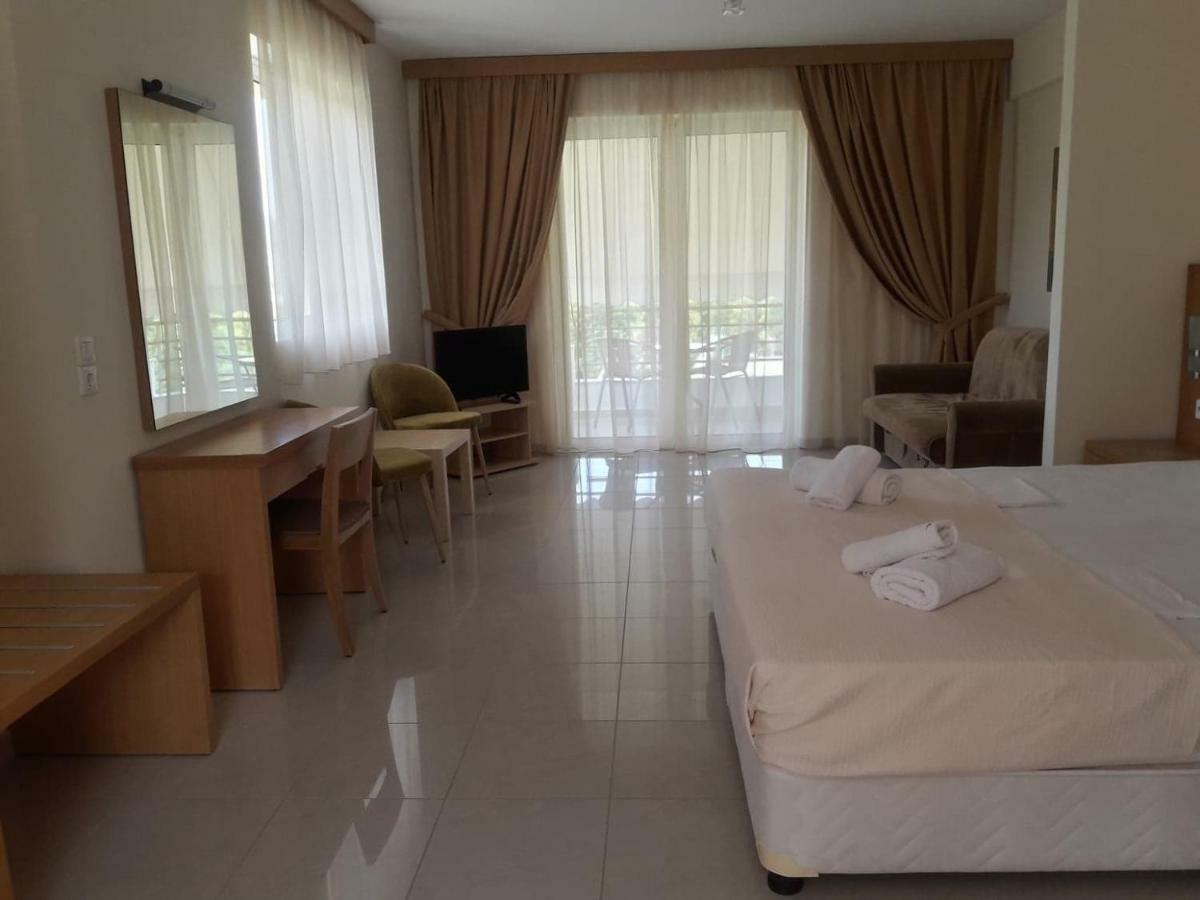 אפרטהוטל זכארו Alex House מראה חיצוני תמונה